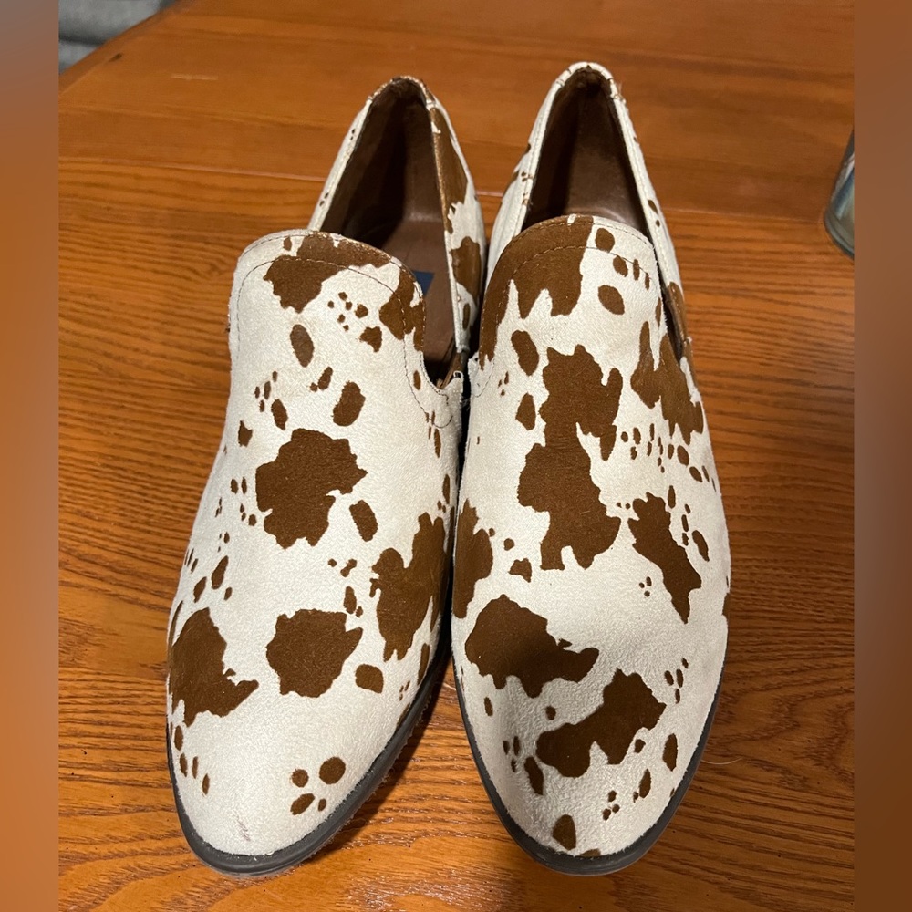 Cow print loafers - size 10 - brand new never worn